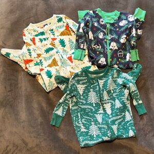 Set of Three Baby Zip-Up Pajamas